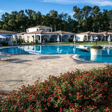 Limone Beach Resort Castiadas Eksteriør bilde
