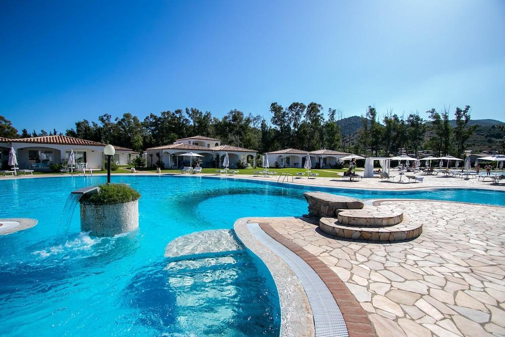 Limone Beach Resort Castiadas Eksteriør bilde