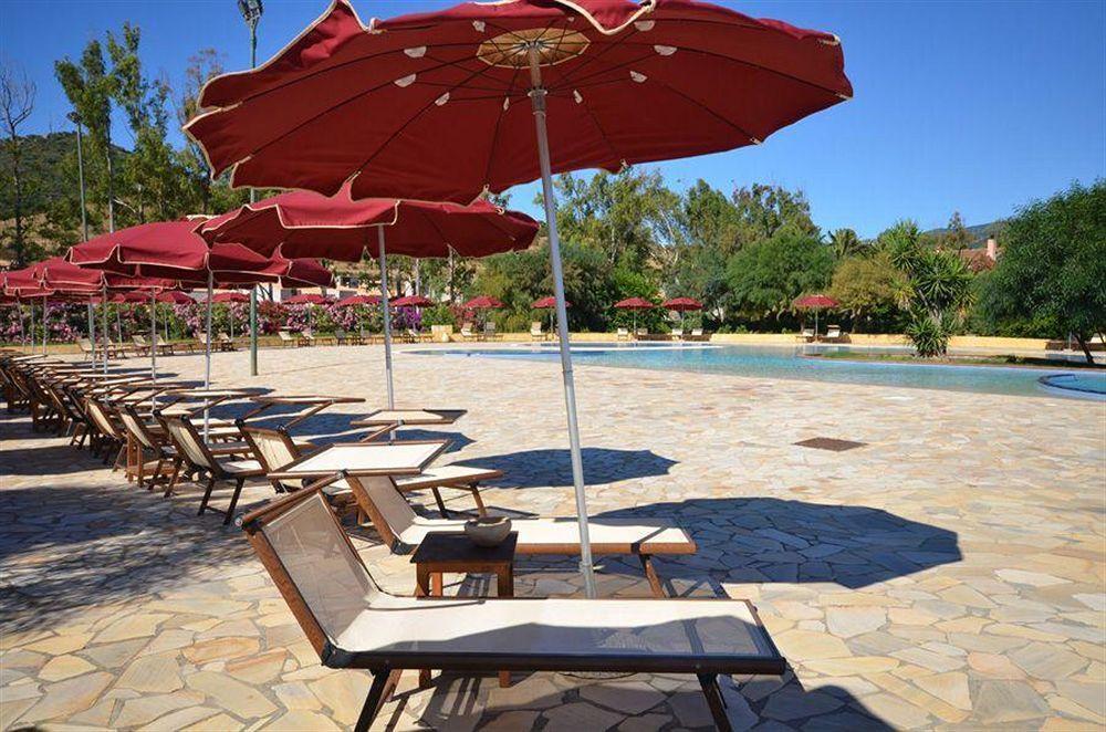 Limone Beach Resort Castiadas Eksteriør bilde