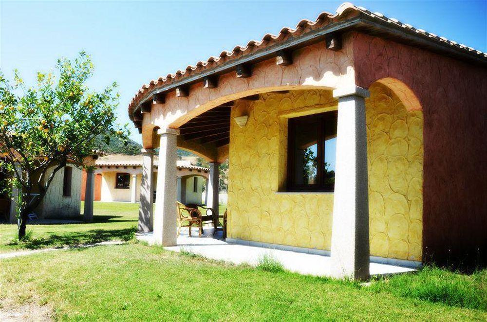 Limone Beach Resort Castiadas Eksteriør bilde