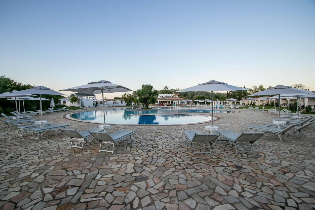 Limone Beach Resort Castiadas Eksteriør bilde